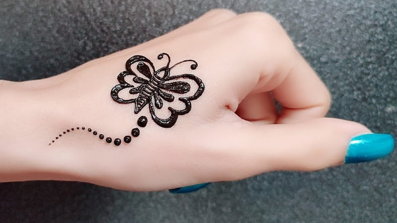 تصویر 1 از حنا دست ساده گیاهی با رنگ دهی مناسب و کاربرد آسان
